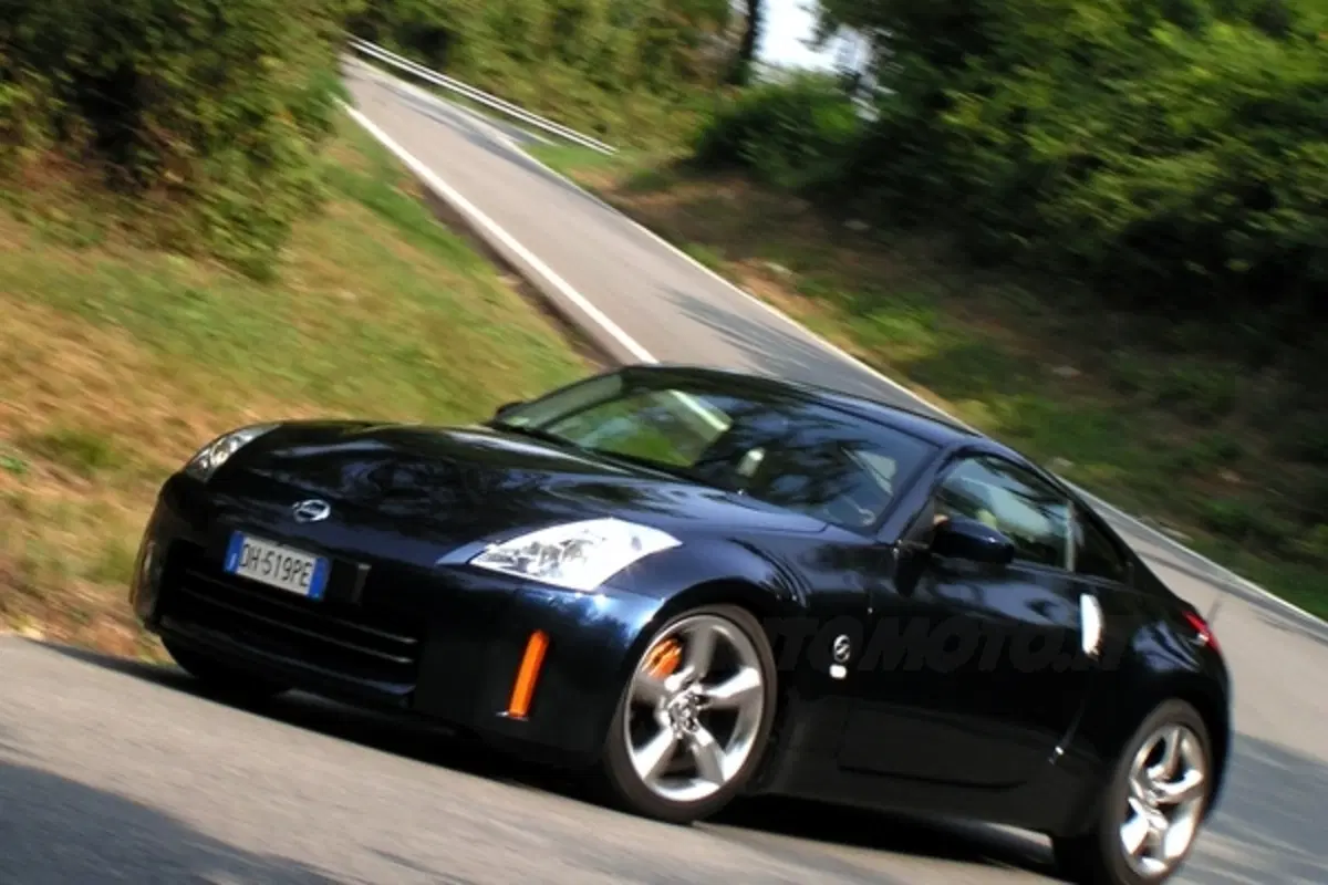 Nissan 350Z (11)