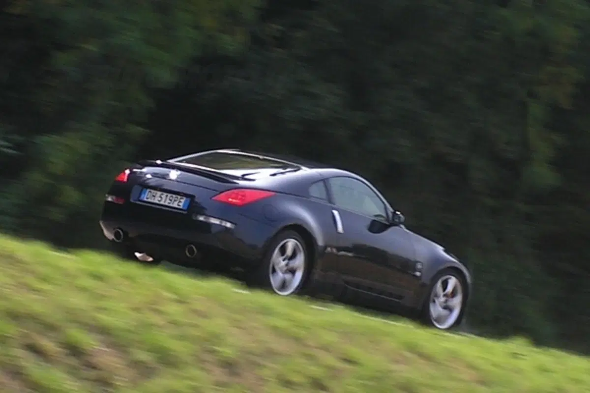 Nissan 350Z (33)