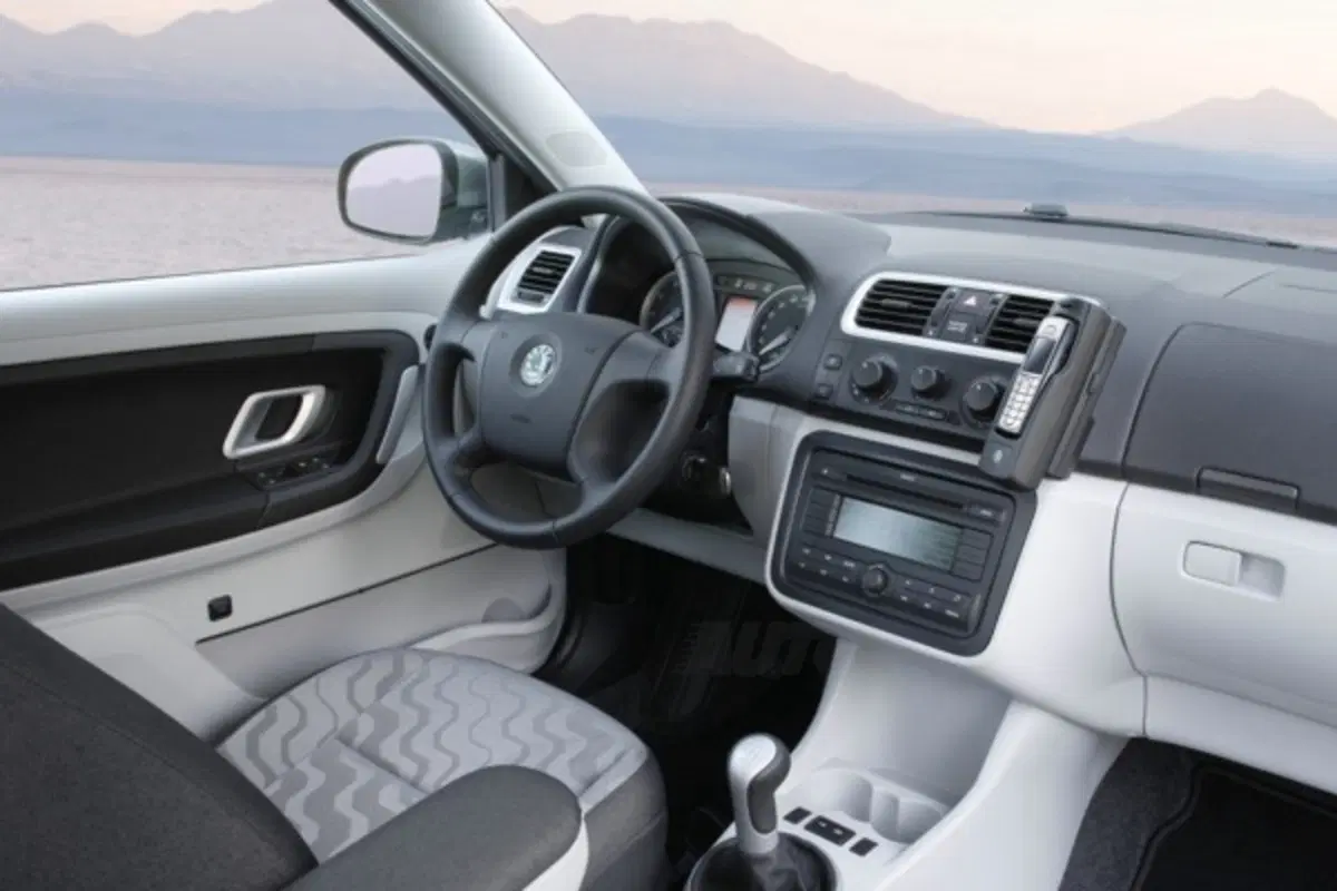 Skoda Fabia (10)
