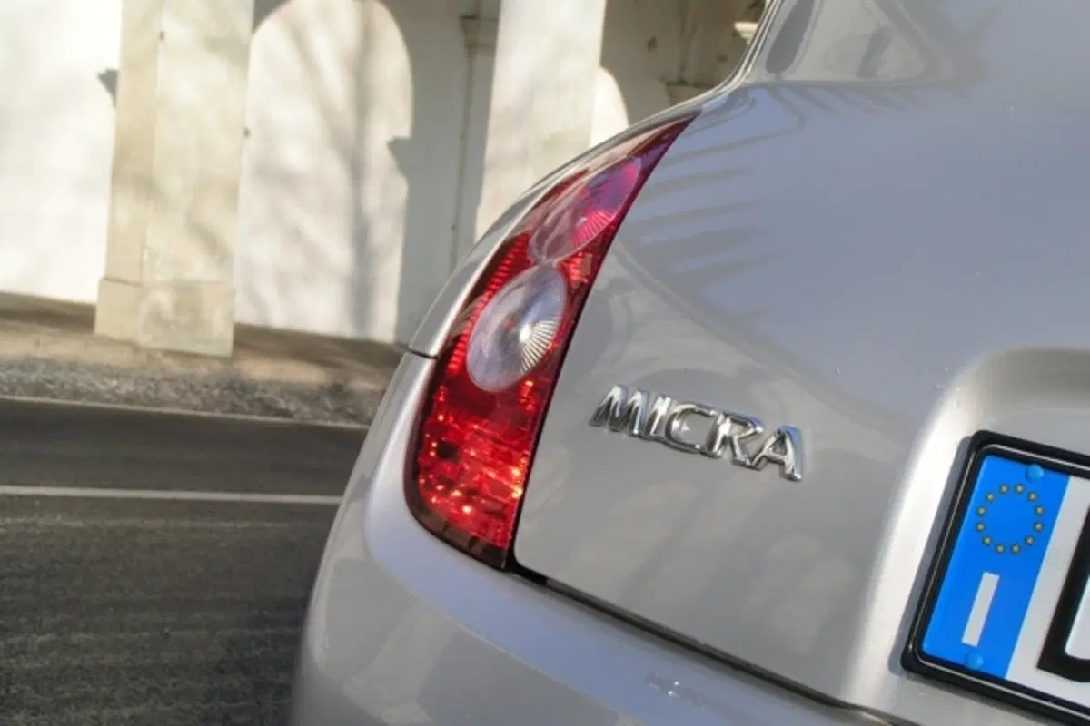 Nissan Micra (3)