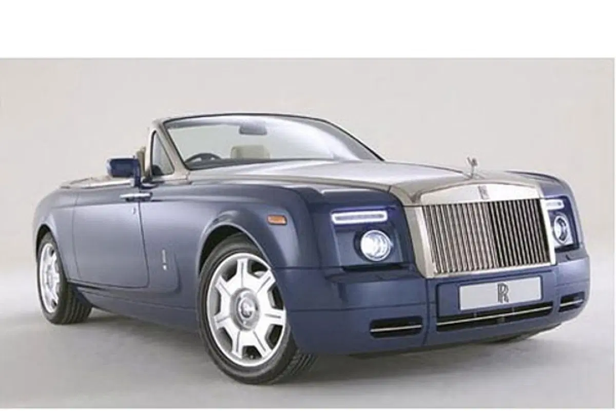 Rolls Royce Phantom Drophead Coupè (12)
