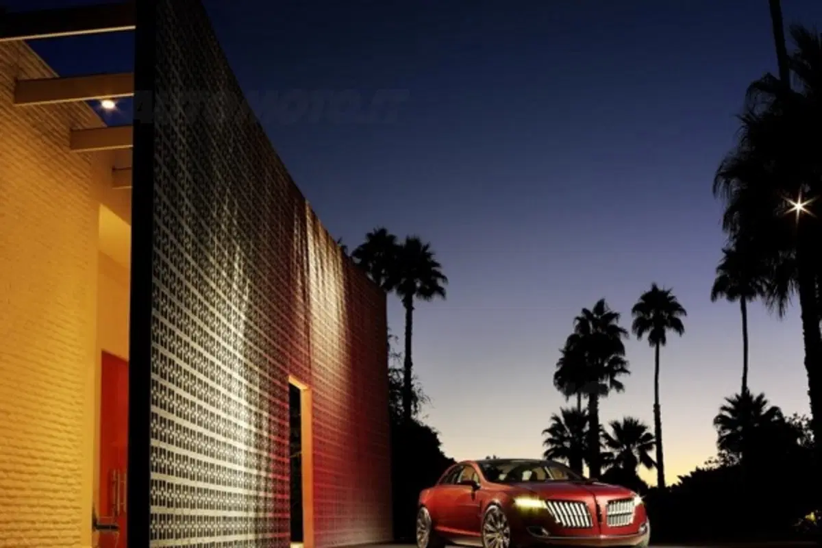 Lincoln MKR Concept