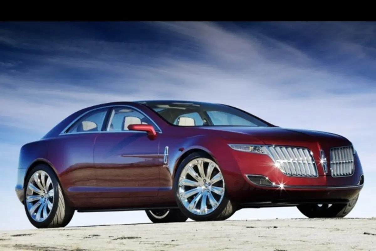 Lincoln MKR Concept (18)
