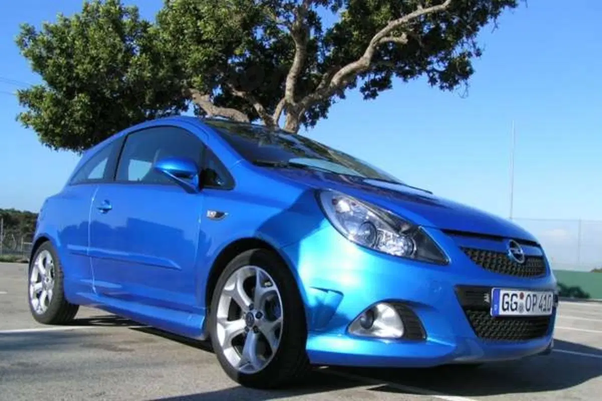 Opel Corsa OPC (11)