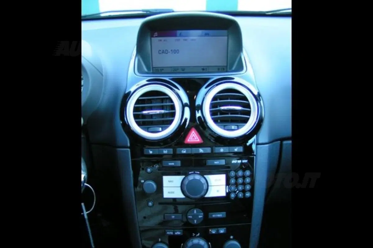 Opel Corsa OPC (16)