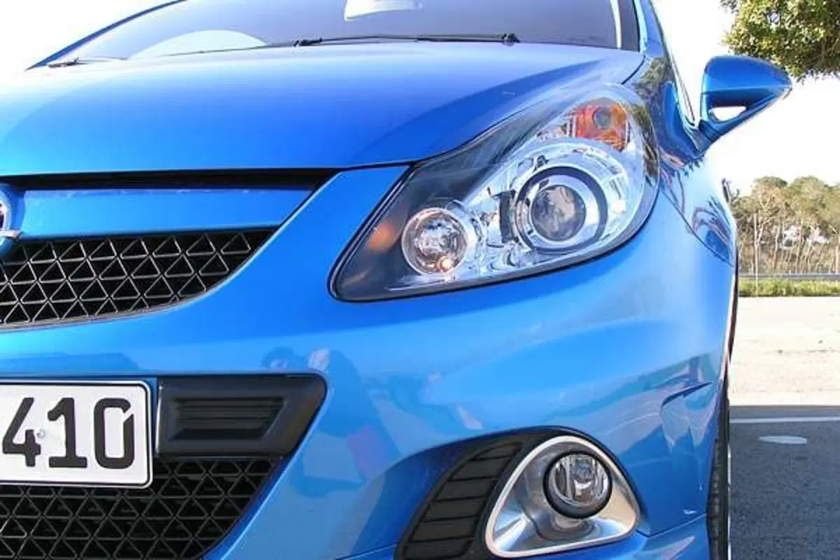 Opel Corsa OPC (40)