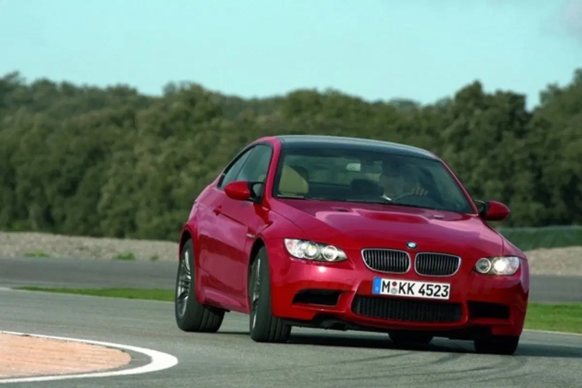 Nuova BMW M3 (6)