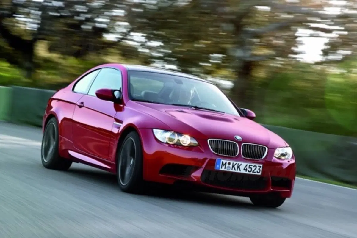 Nuova BMW M3 (34)