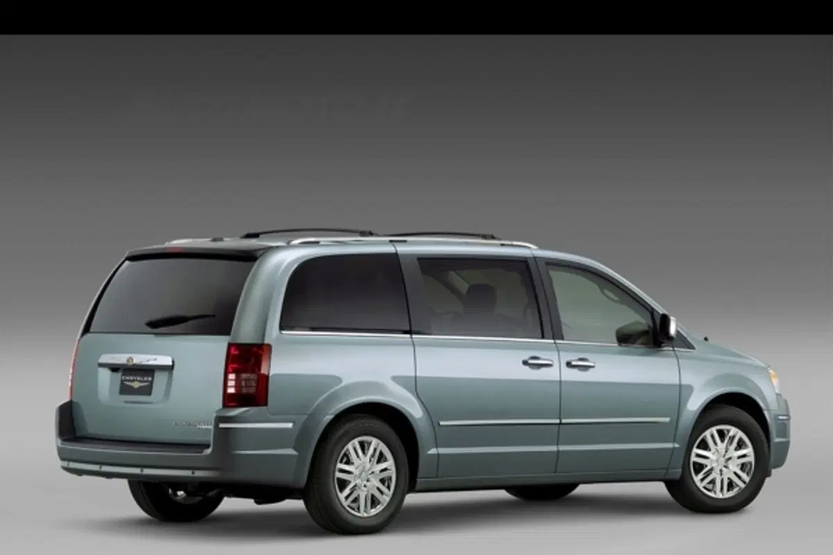 Nuova Chrysler Voyager (12)