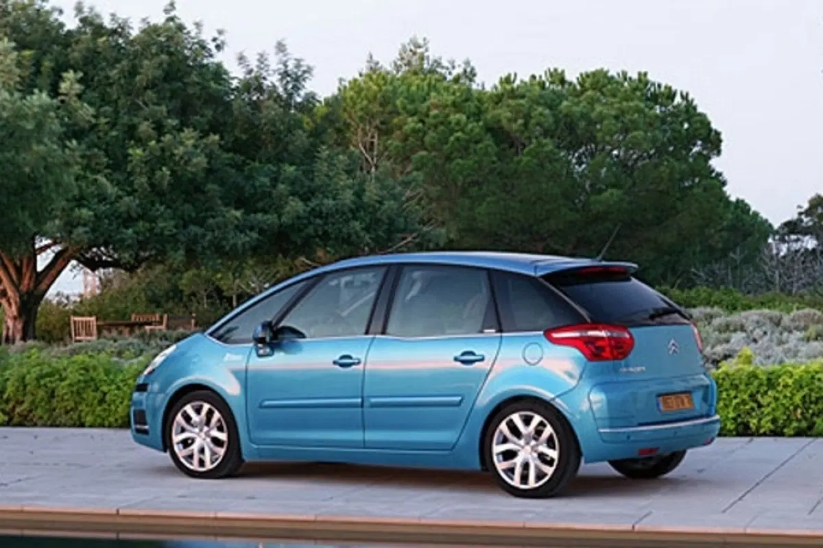 Citroen C4 Picasso (3)