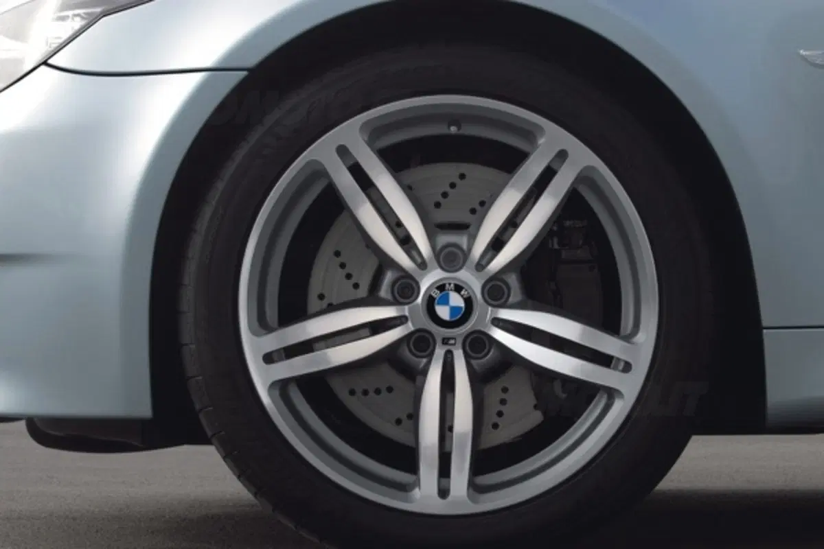 BMW M5 Touring (3)