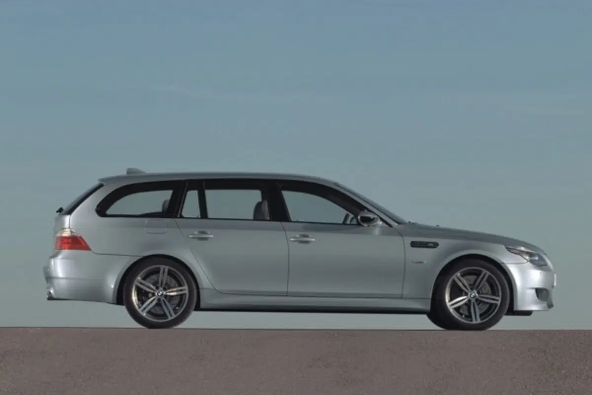 BMW M5 Touring (17)