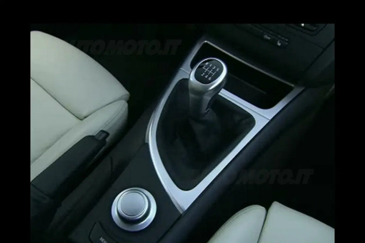 BMW Serie 1 3 porte (2)