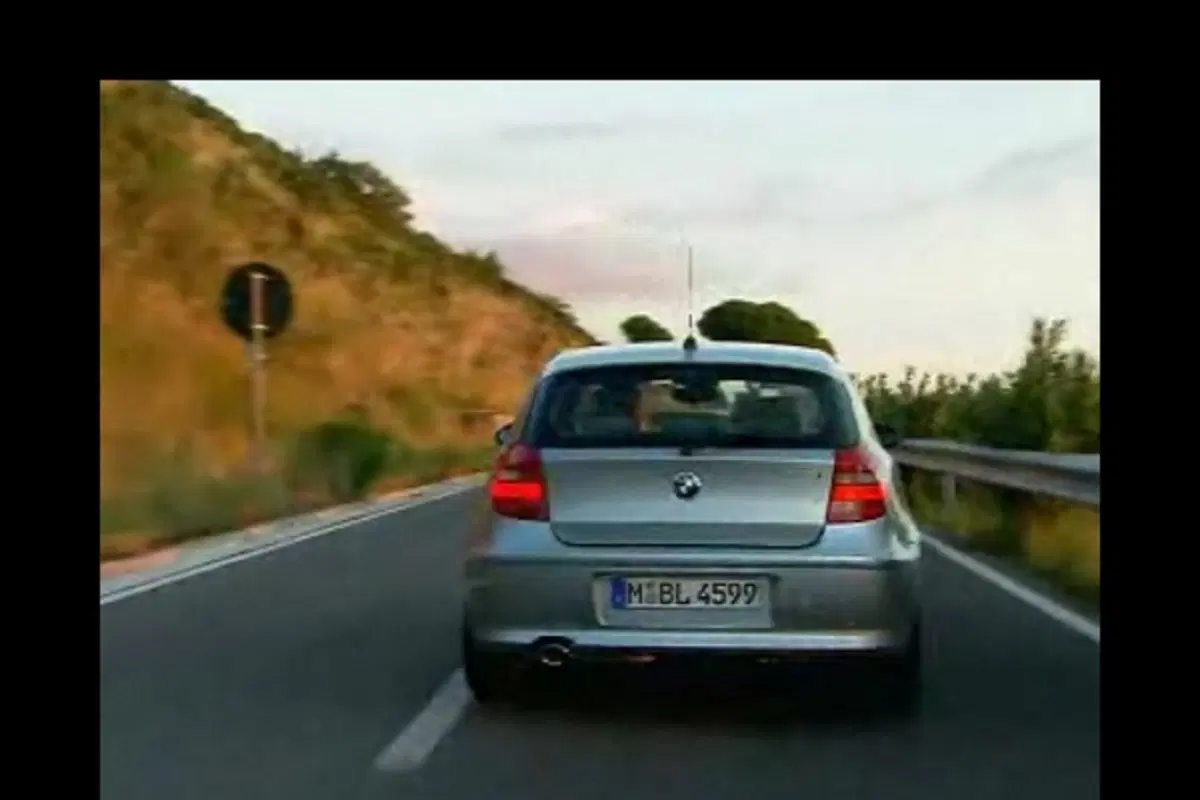 BMW Serie 1 3 porte (6)