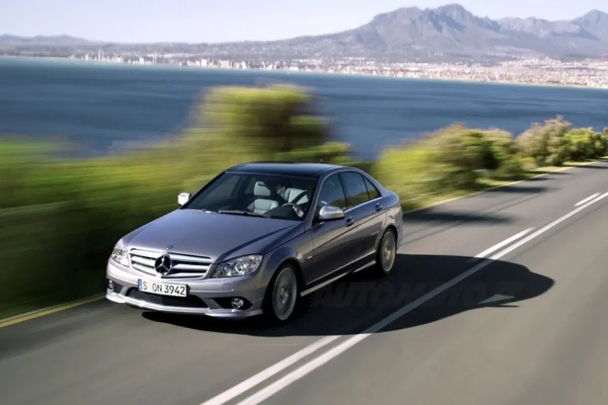 Mercedes-Benz Classe C (4)