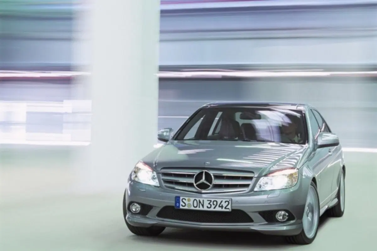 Mercedes-Benz Classe C (10)
