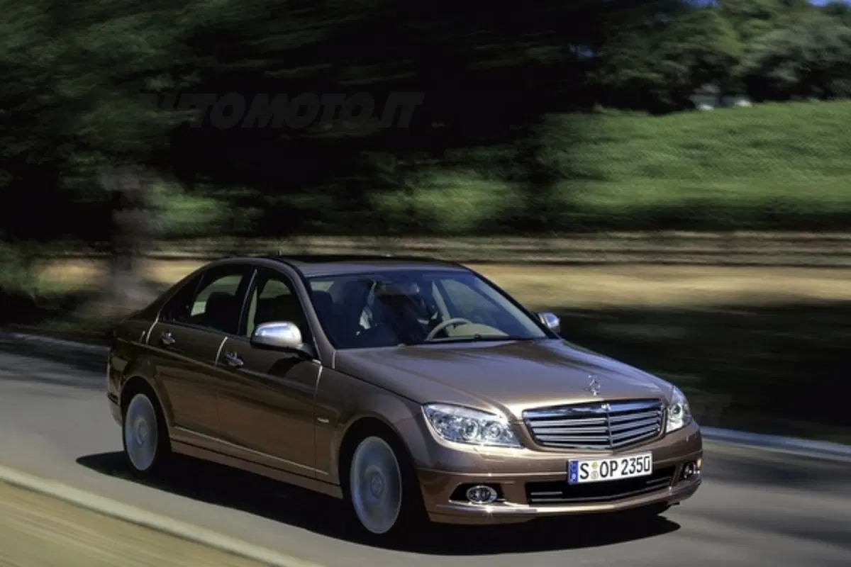 Mercedes-Benz Classe C (11)
