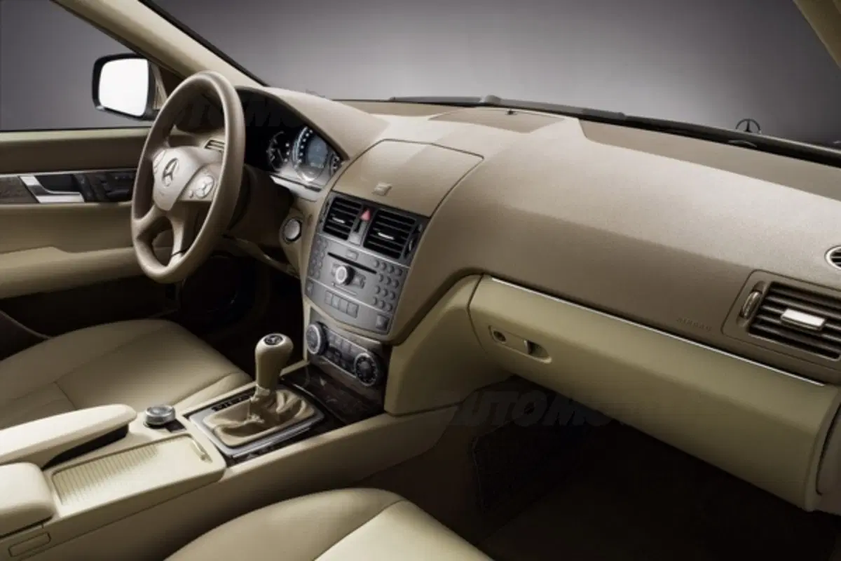 Mercedes-Benz Classe C (14)