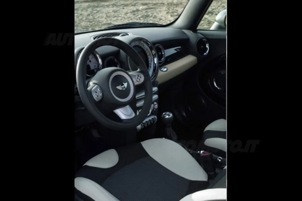 Nuova Mini Cooper D (5)