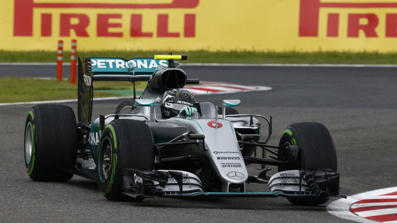 F1, Gp Giappone 2016: vince Rosberg. Mercedes campione del mondo costruttori