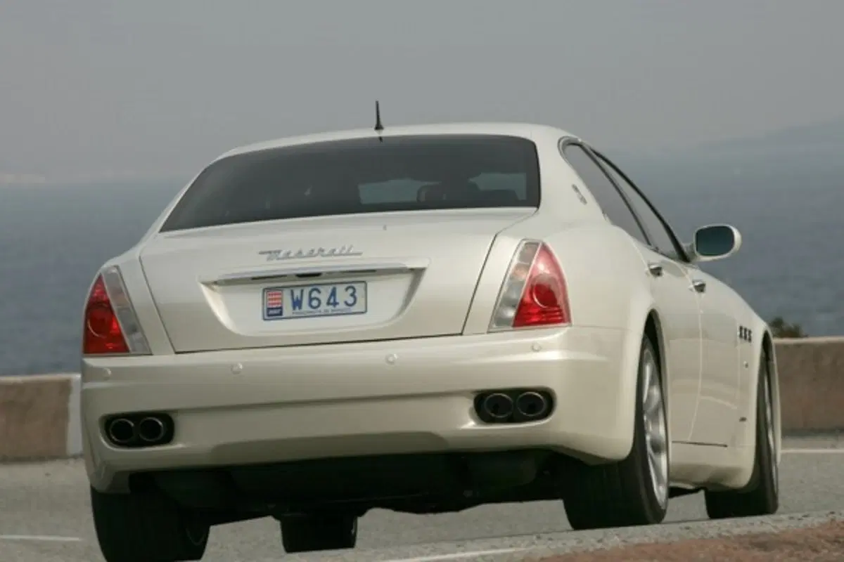 Maserati Quattroporte (6)