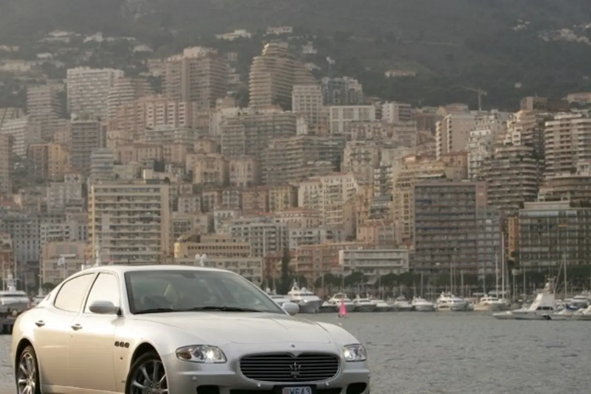 Maserati Quattroporte (7)