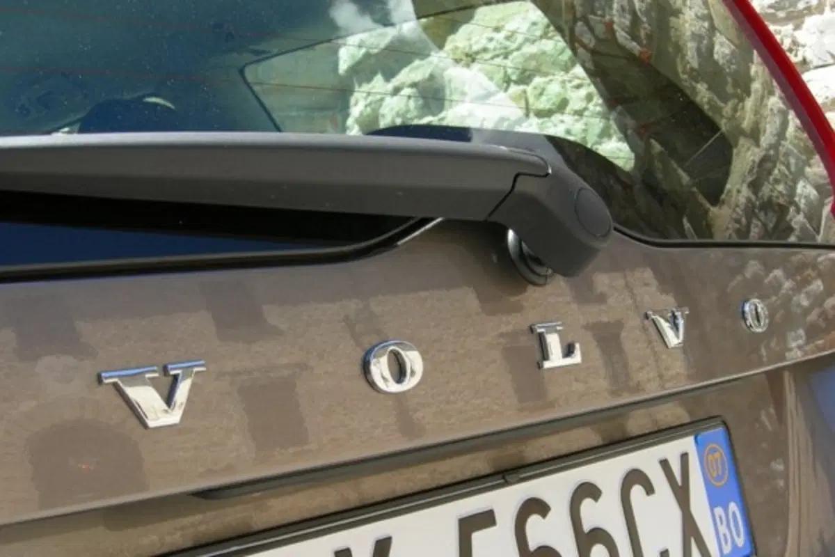 Volvo V70 (3)