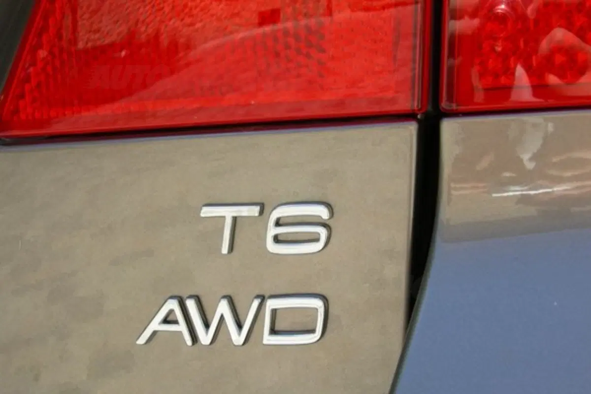 Volvo V70 (4)