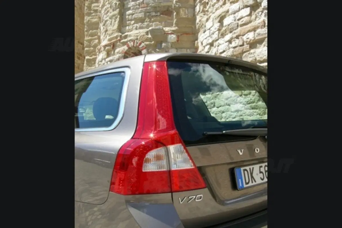 Volvo V70 (5)