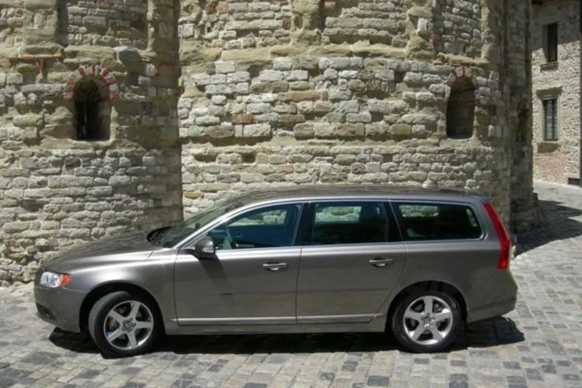 Volvo V70 (22)