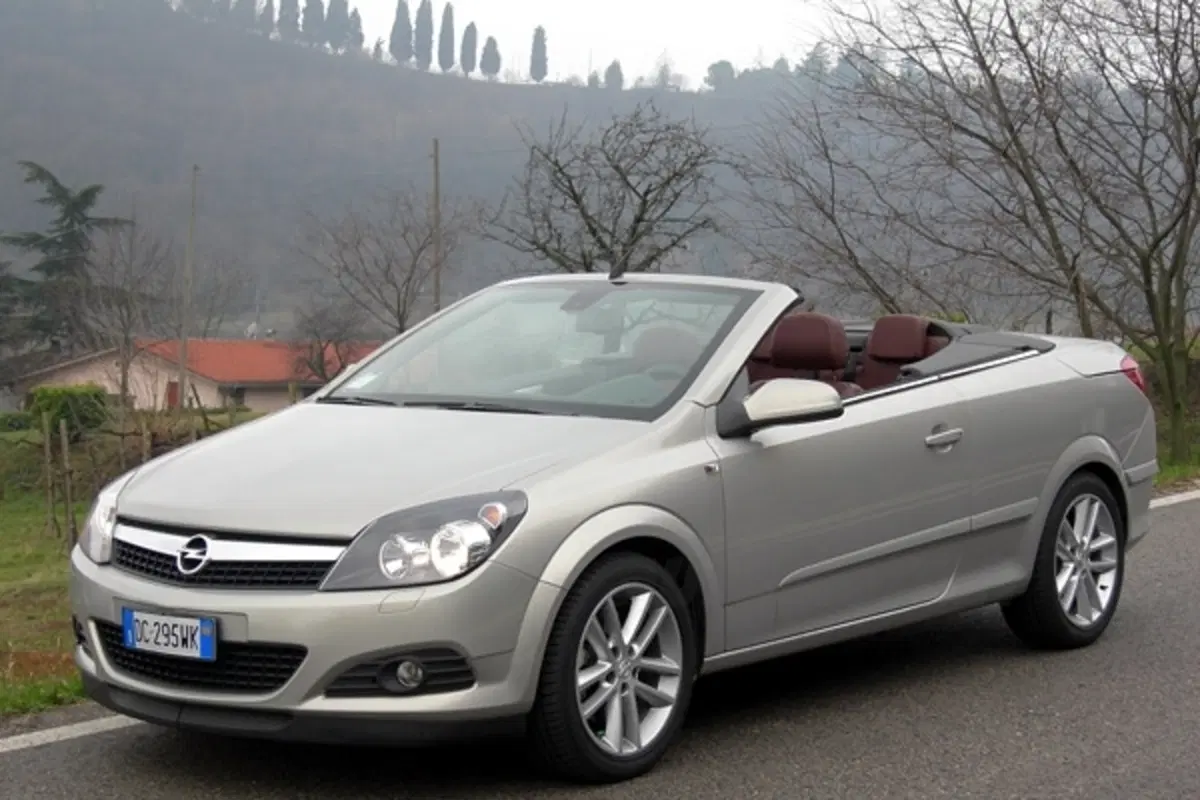 Opel Astra Cabrio (29)