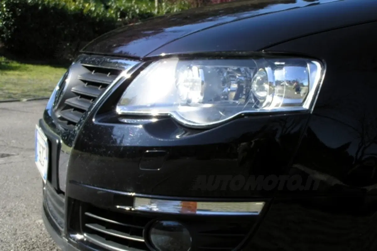 Volkswagen Passat (2)