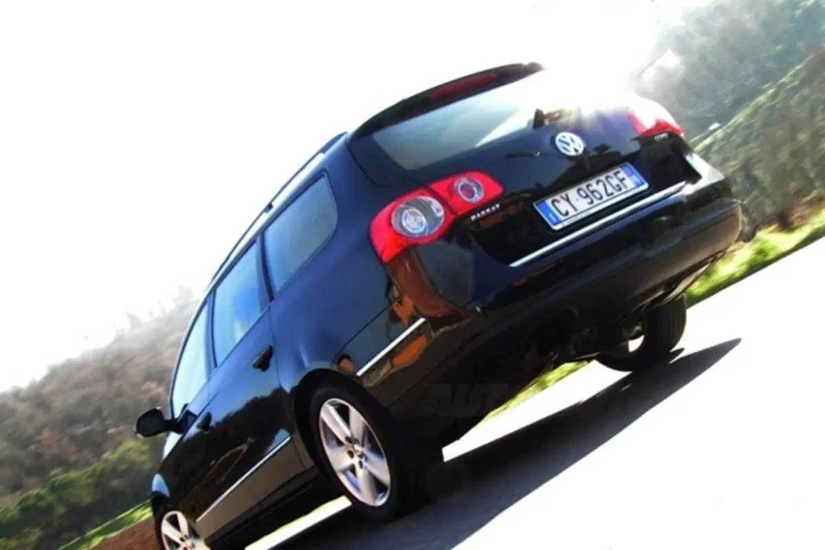 Volkswagen Passat (20)