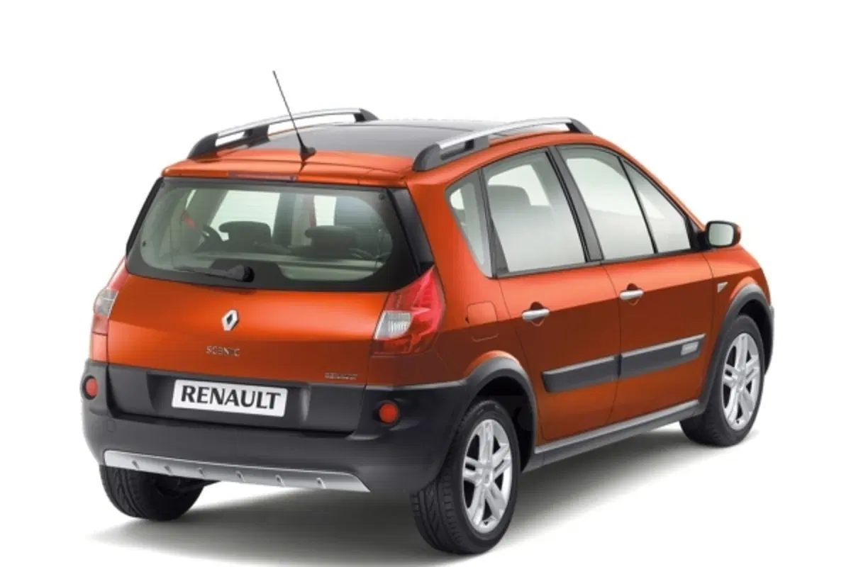 Renault Scenic Conquest (2)