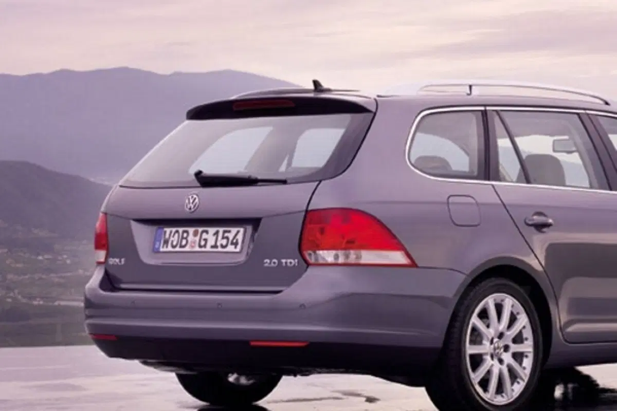 Nuova Volkswagen Golf Variant (3)