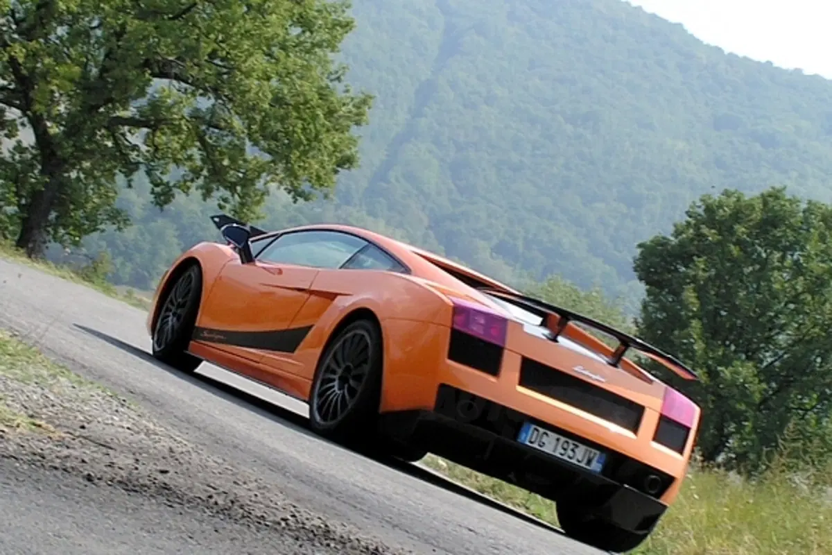 Lamborghini Gallardo (6)