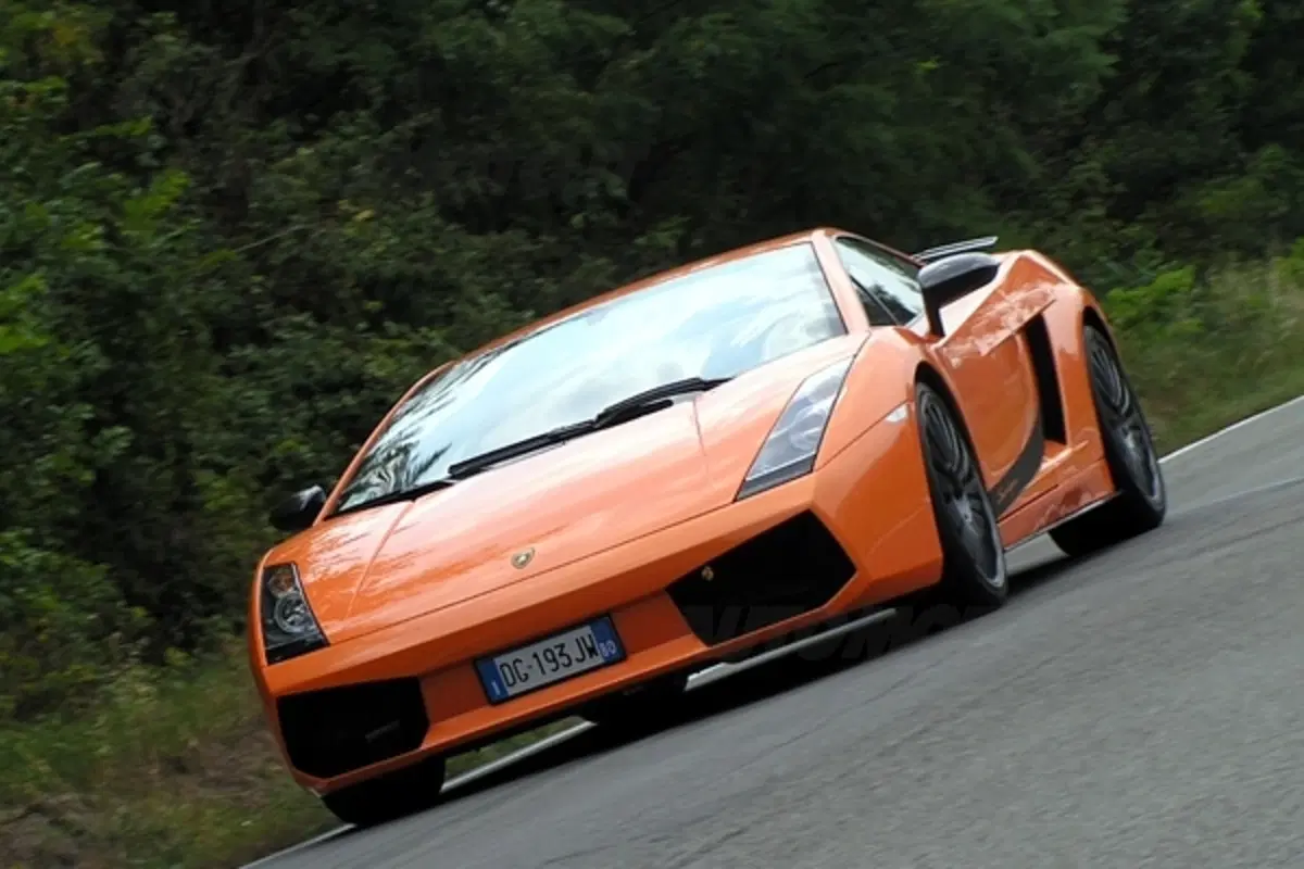 Lamborghini Gallardo (11)