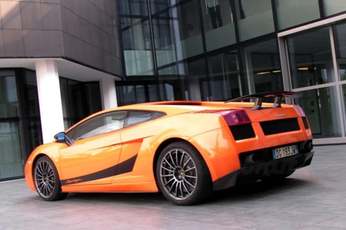 Lamborghini Gallardo (12)