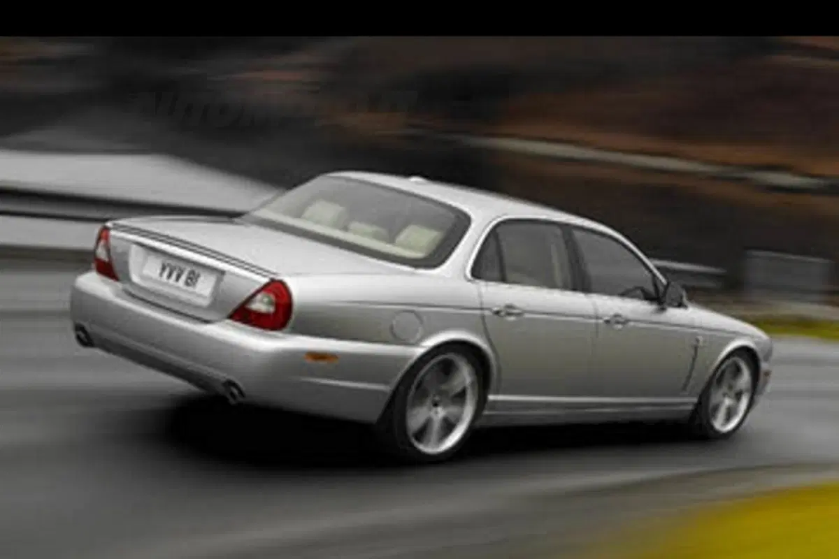 Jaguar XJ restyling (5)