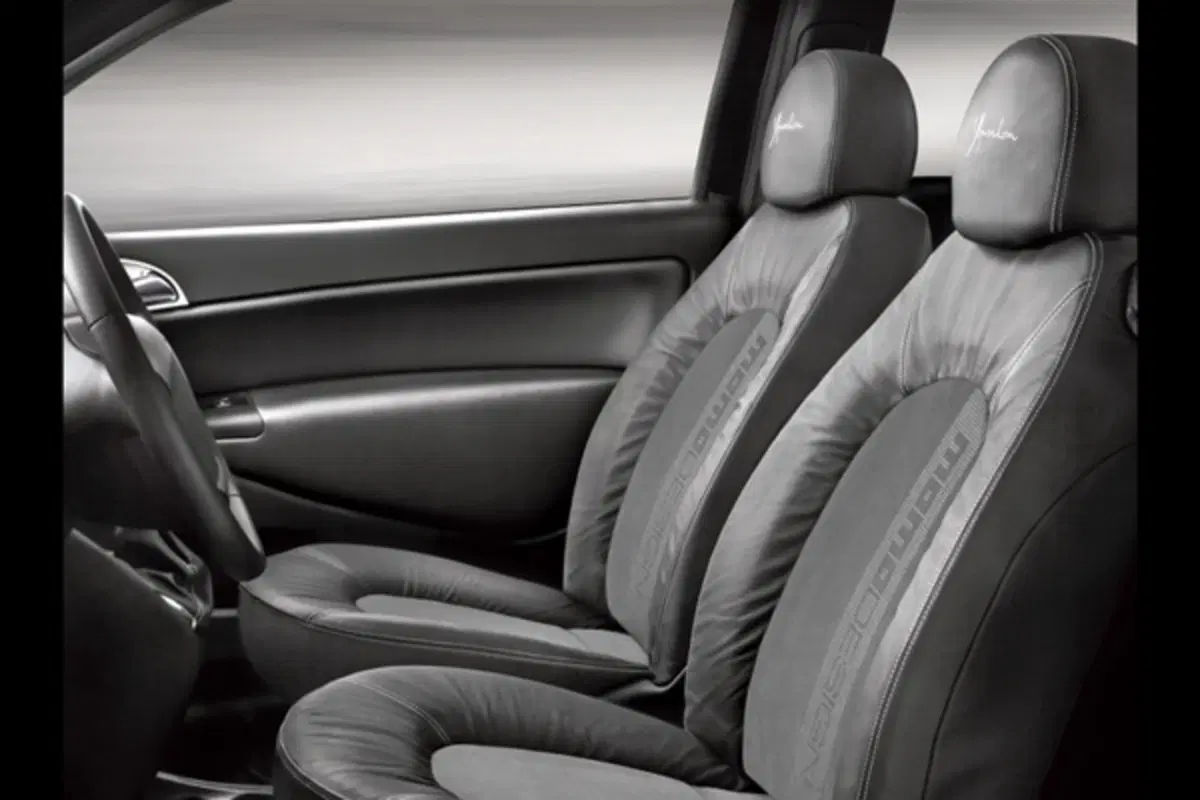Nuova Ypsilon Momodesign (3)
