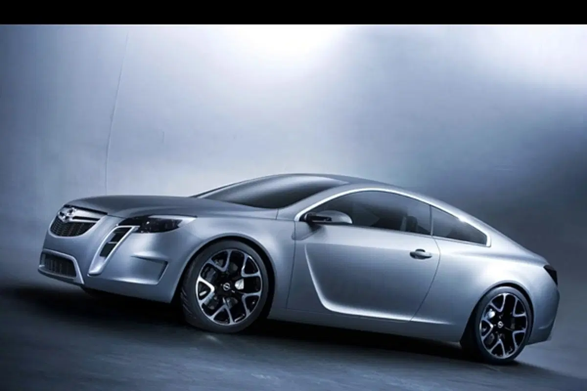 Opel Gran Turismo Coupè (3)