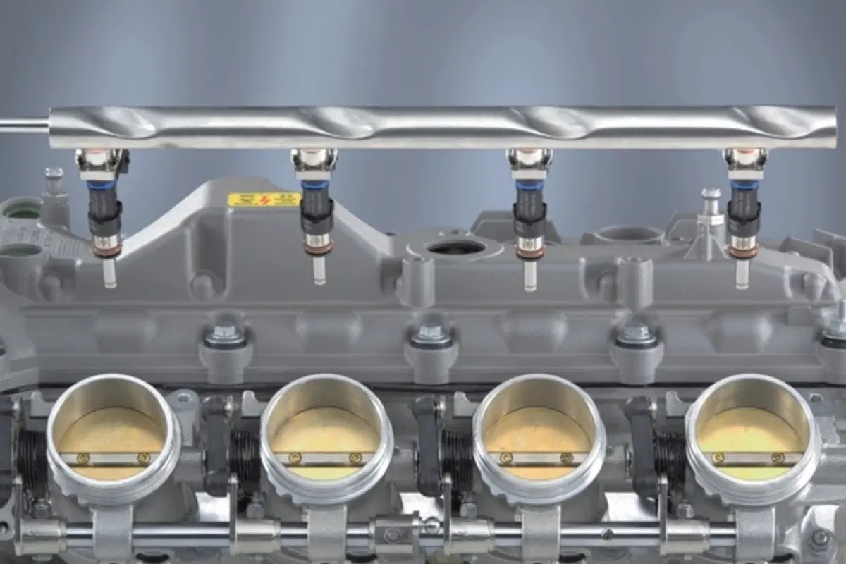 BMW M3: ecco il propulsore V8!