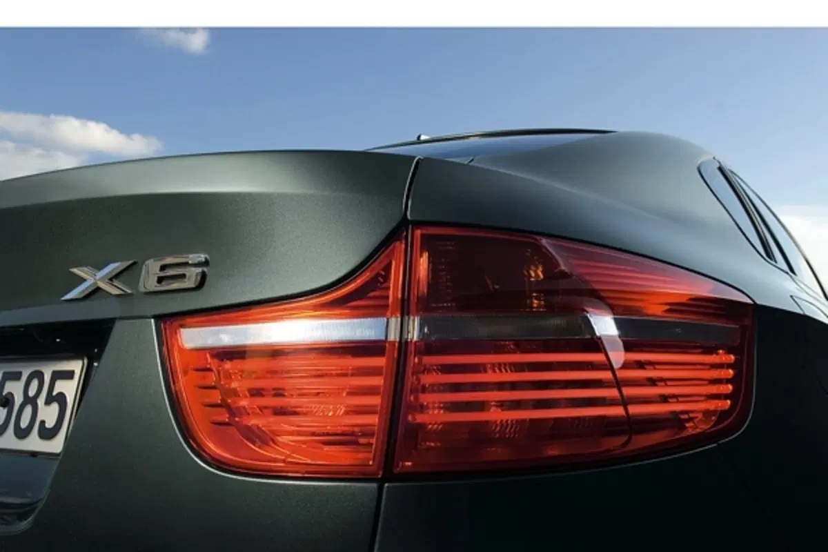 BMW X6 (4)