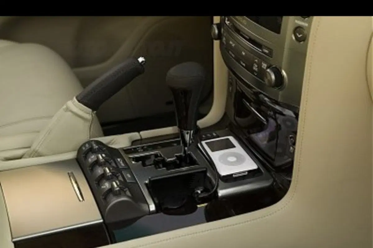 Lexus LX 570 (6)