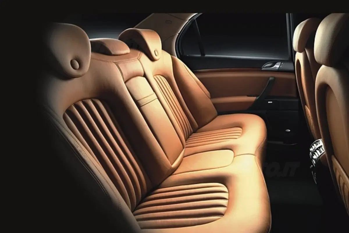 Lancia Thesis Limited Edition 2007 (2)