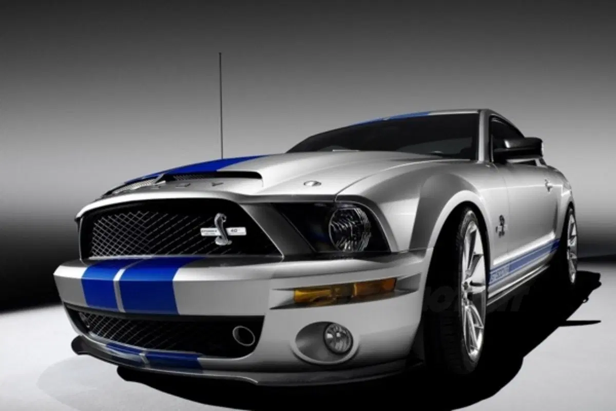 Ford Shelby GT500KR