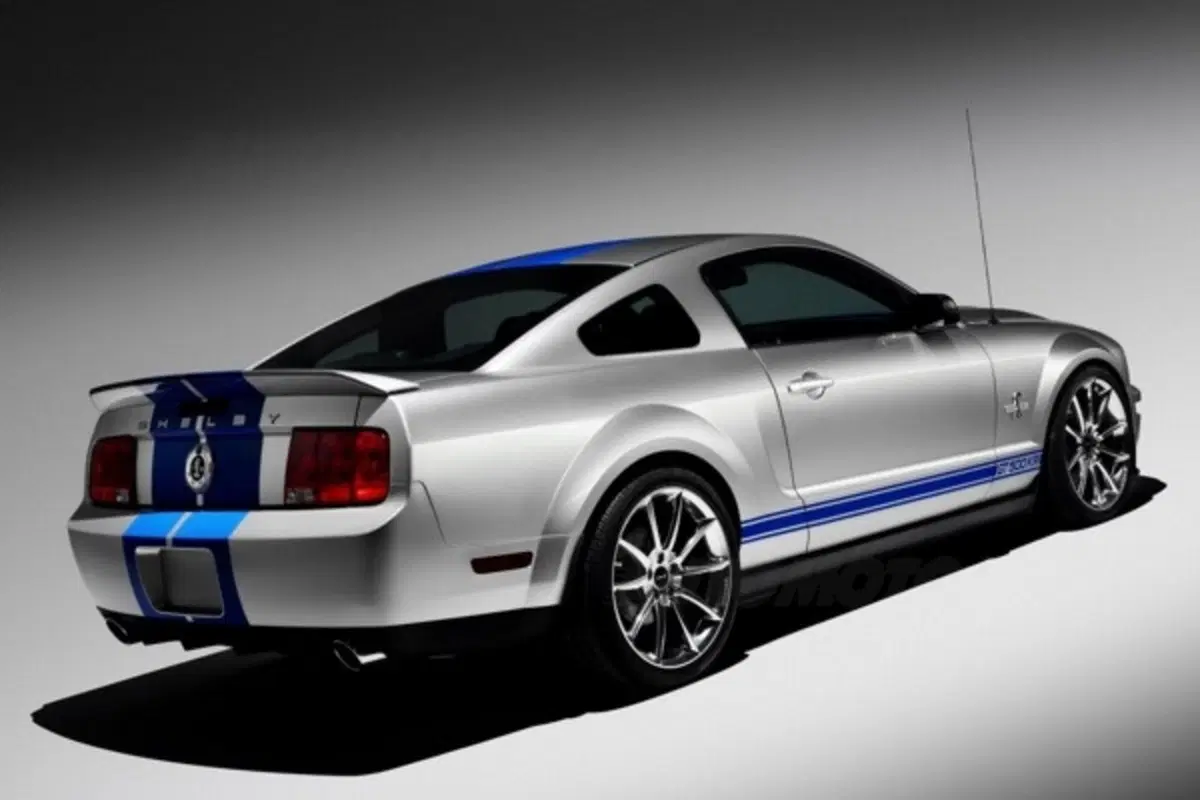 Ford Shelby GT500KR (5)