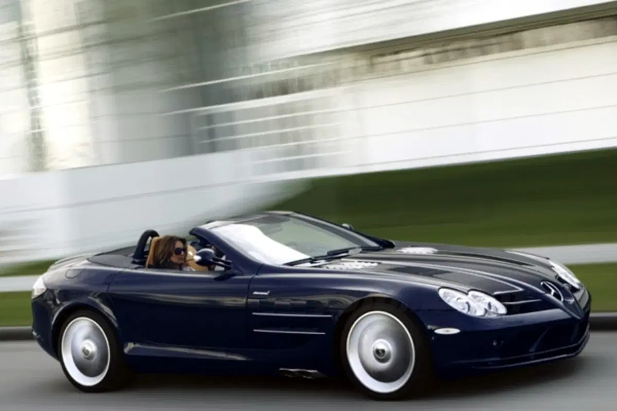Mercedes McLaren SLR Roadster (7)
