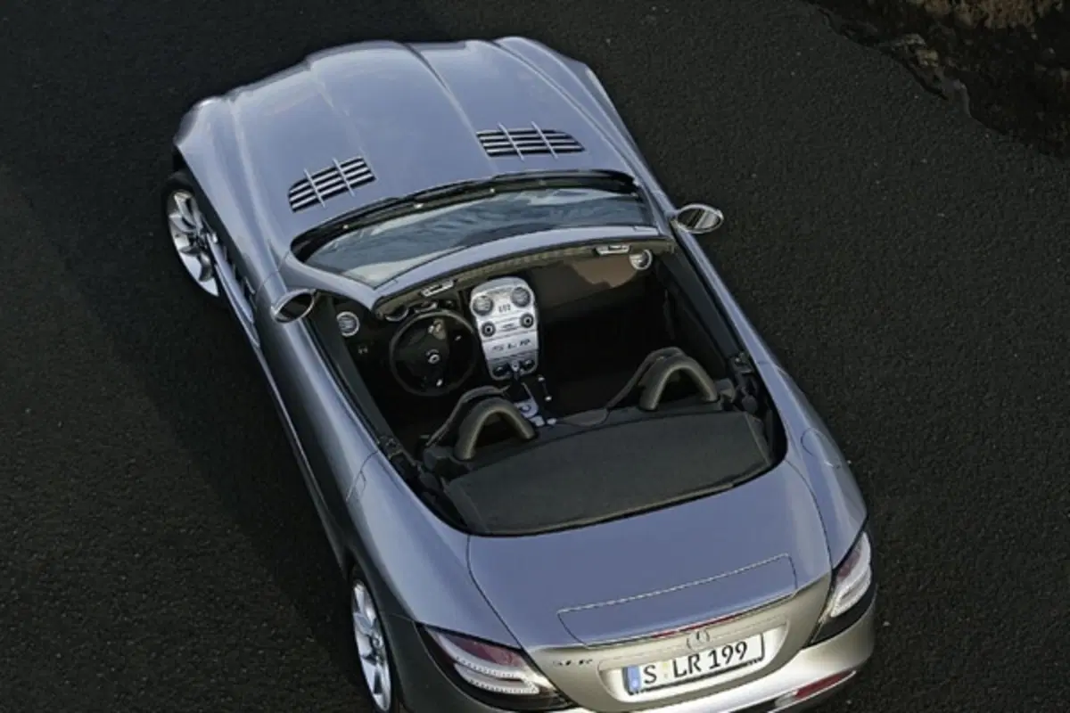Mercedes McLaren SLR Roadster (12)