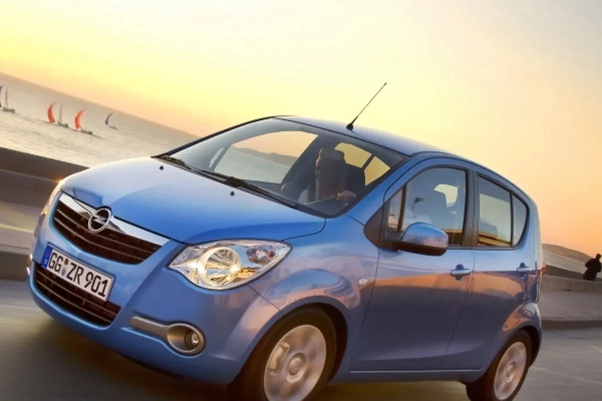 Opel Agila (3)